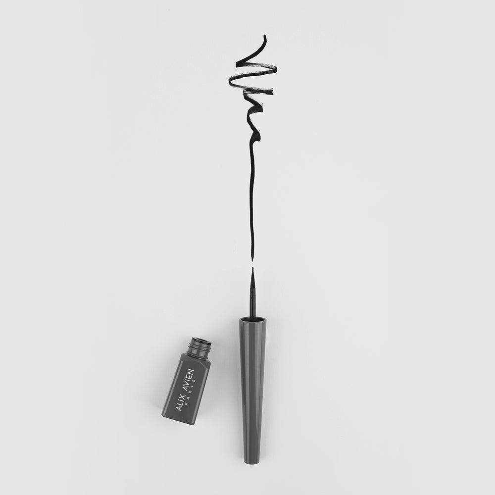 Alix Avien Black Matte Dipliner
