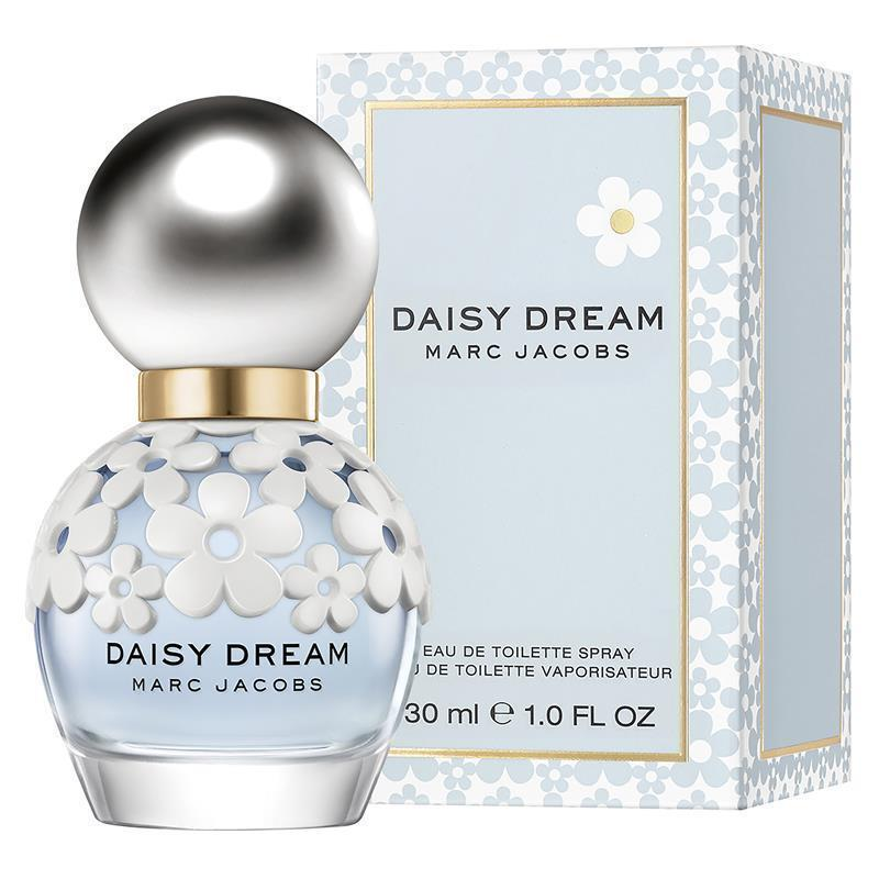 Marc Jacobs Daisy Dream perfume bottle and packaging on a white background