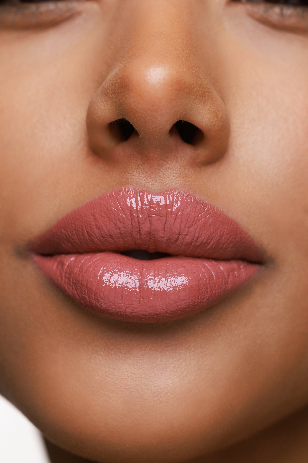 PAESE Nudelightful Lipstick