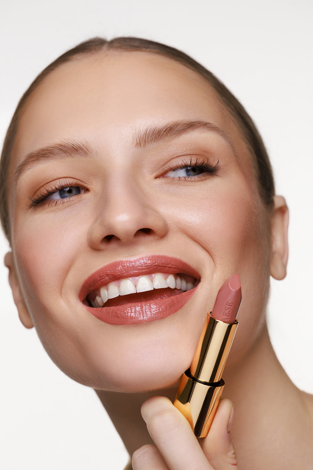 PAESE Nudelightful Lipstick